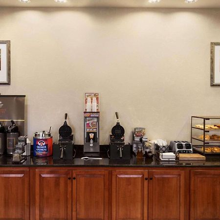 Country Inn & Suites By Radisson, Crestview, Fl מראה חיצוני תמונה