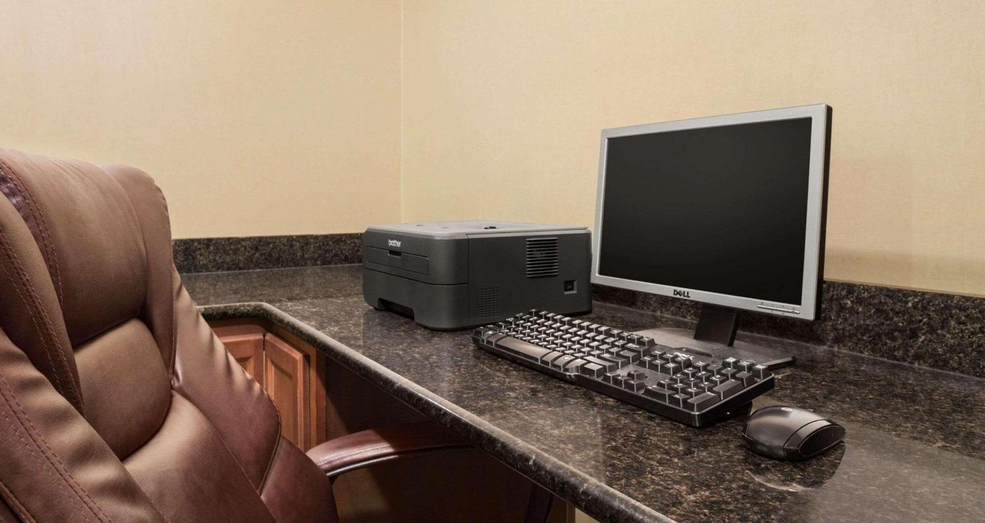 Country Inn & Suites By Radisson, Crestview, Fl מראה חיצוני תמונה