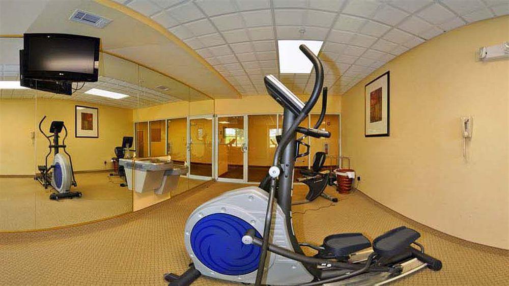 Country Inn & Suites By Radisson, Crestview, Fl מראה חיצוני תמונה